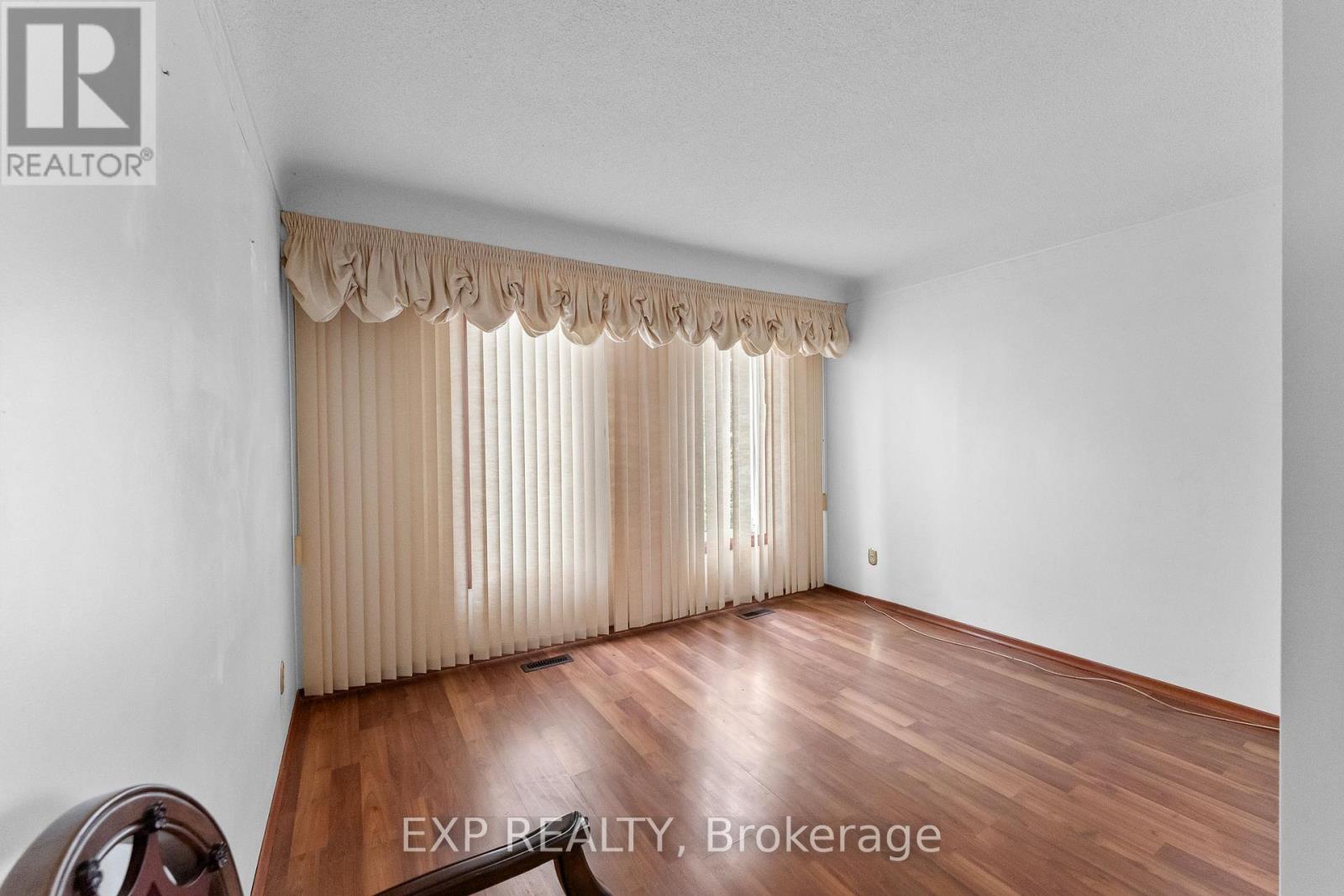 23 Classic Avenue, Welland, Ontario  L3B 1P3 - Photo 5 - X13743274