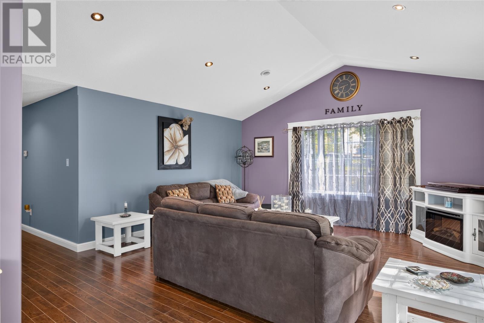31 Smallwood Drive, Centreville — photo 13