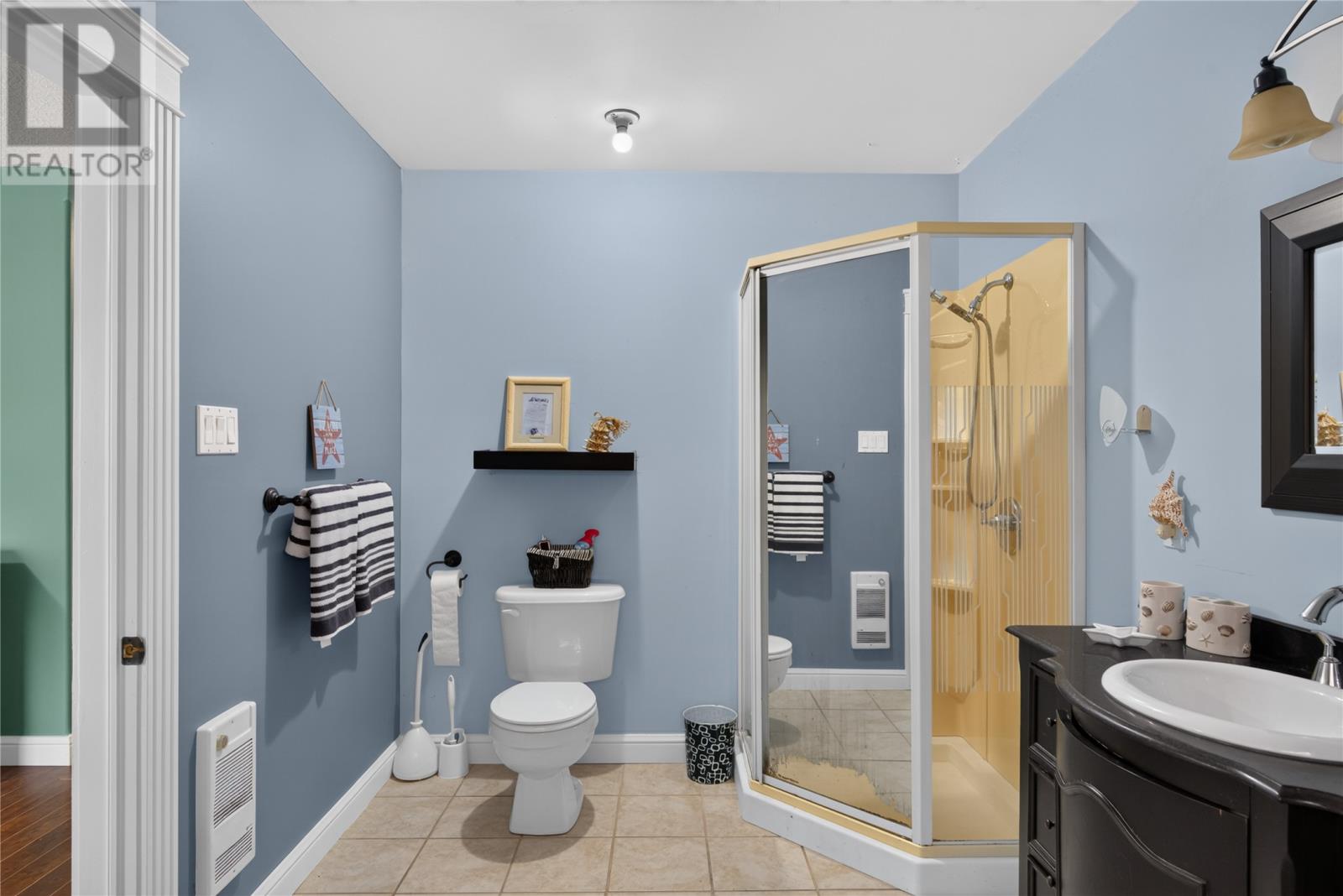 31 Smallwood Drive, Centreville — photo 17