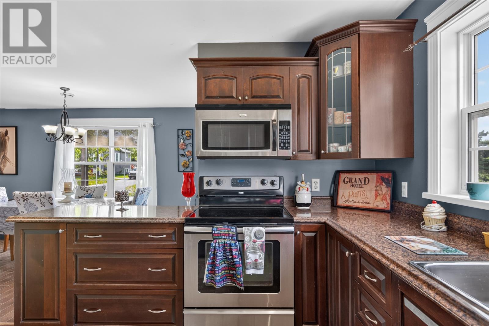 31 Smallwood Drive, Centreville — photo 5