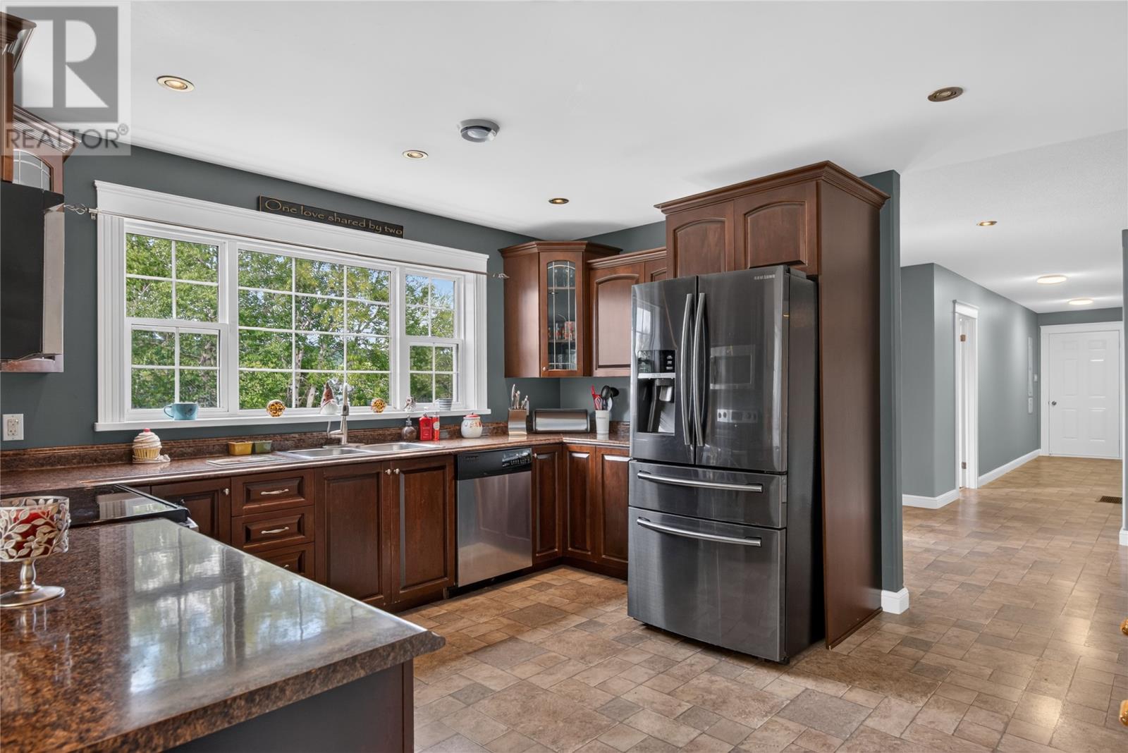 31 Smallwood Drive, Centreville — photo 8