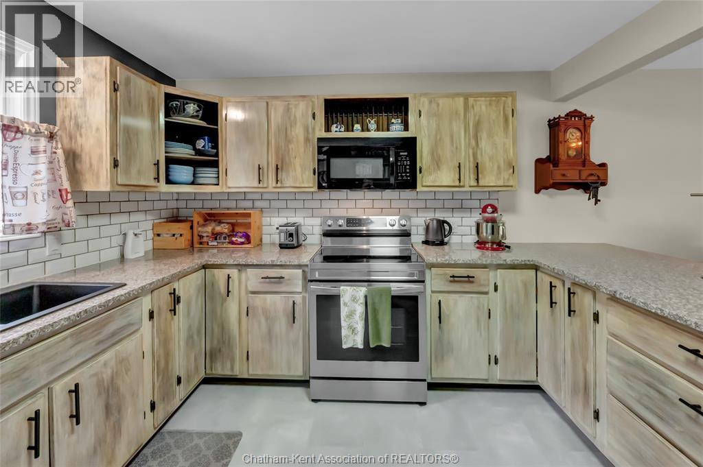 161 Queen Street, Highgate, Ontario  N0P 1T0 - Photo 10 - 26022602