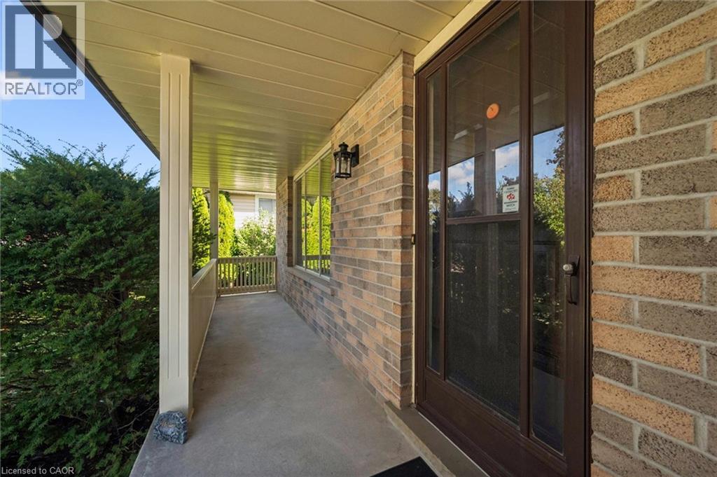 7 Countryside Crescent, Kitchener, Ontario  N2E 2S8 - Photo 2 - 40863268