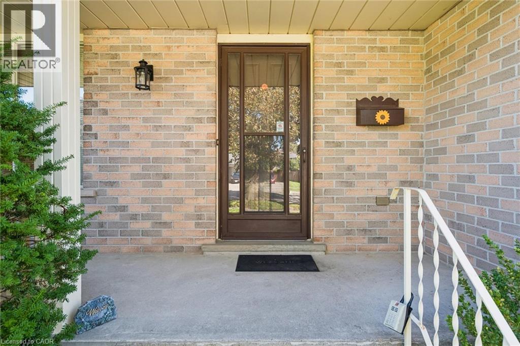 7 Countryside Crescent, Kitchener, Ontario  N2E 2S8 - Photo 3 - 40863268