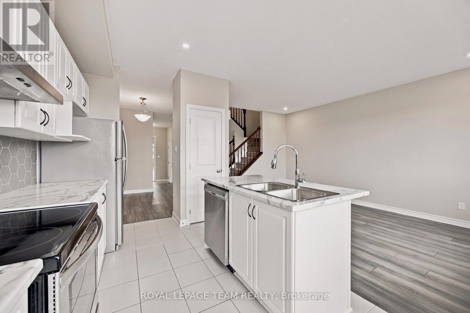 183 Bandelier Way, Ottawa, Ontario  K2S 2J5 - Photo 13 - X13790234