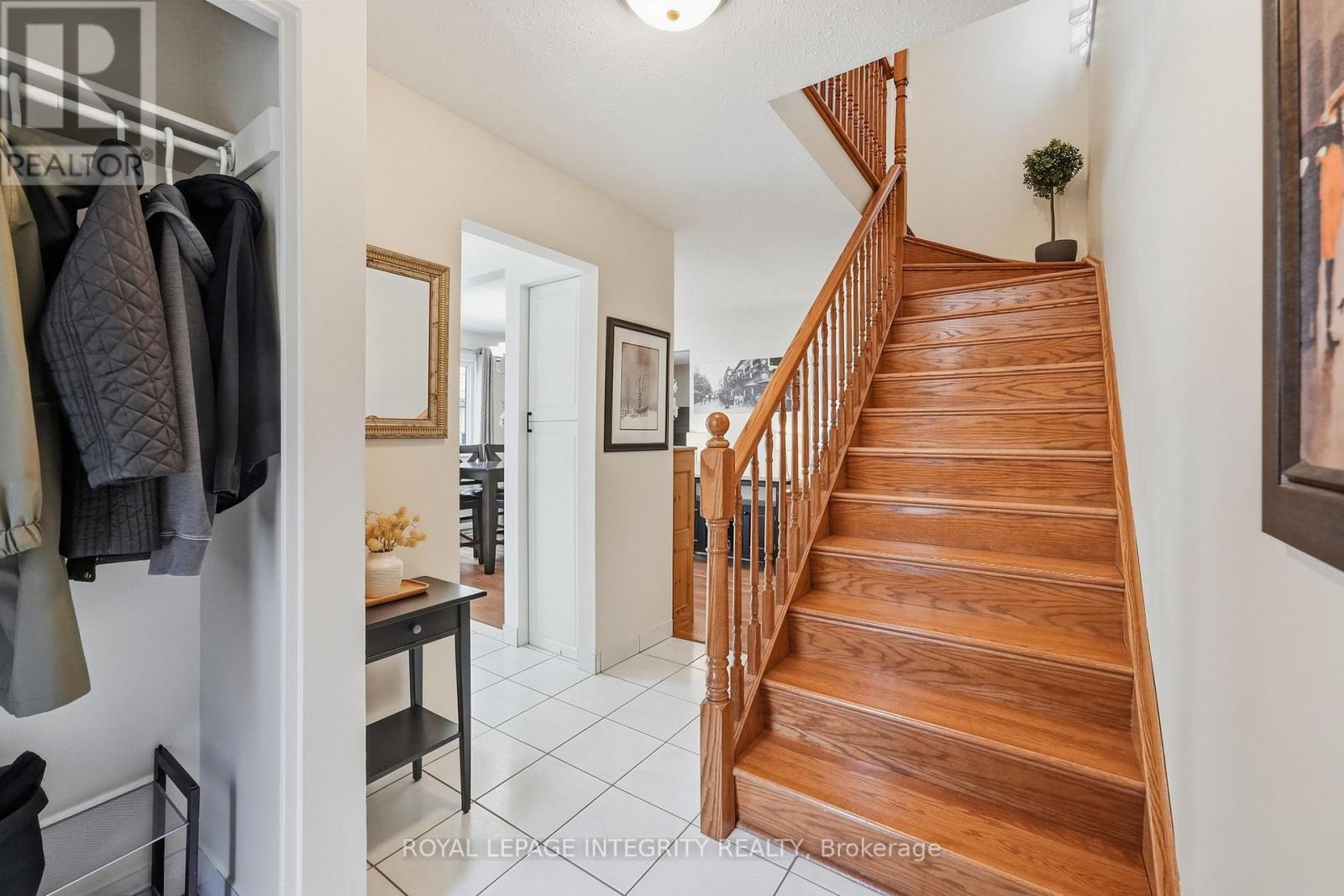 248 Salter Crescent, Ottawa, Ontario  K2K 1Z2 - Photo 5 - X13790268