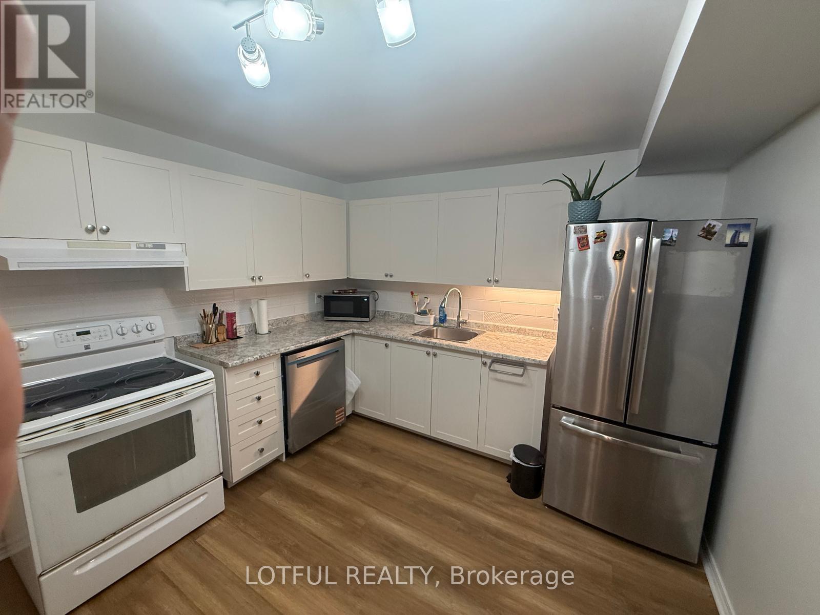 7 Viewpointe Private, Ottawa, Ontario  K1V 1M5 - Photo 5 - X13790316