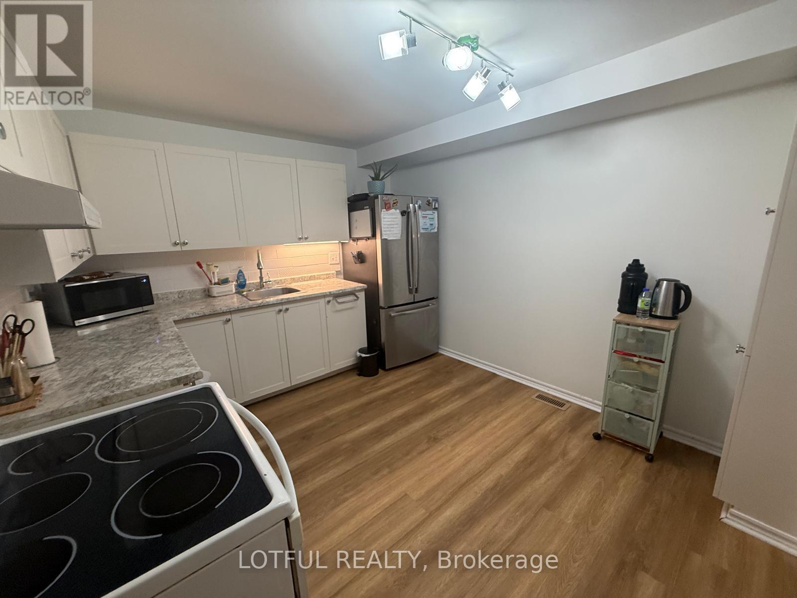 7 Viewpointe Private, Ottawa, Ontario  K1V 1M5 - Photo 7 - X13790316