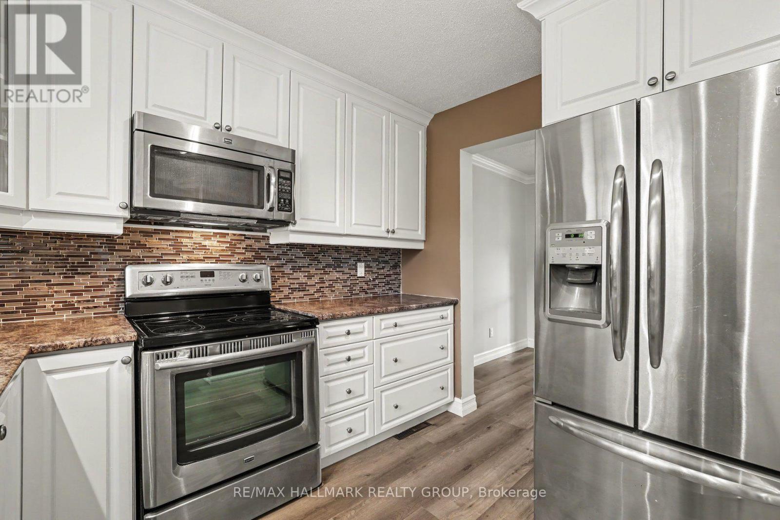 29 - 108 Barrow Crescent, Ottawa, Ontario  K2L 2J1 - Photo 5 - X13790352