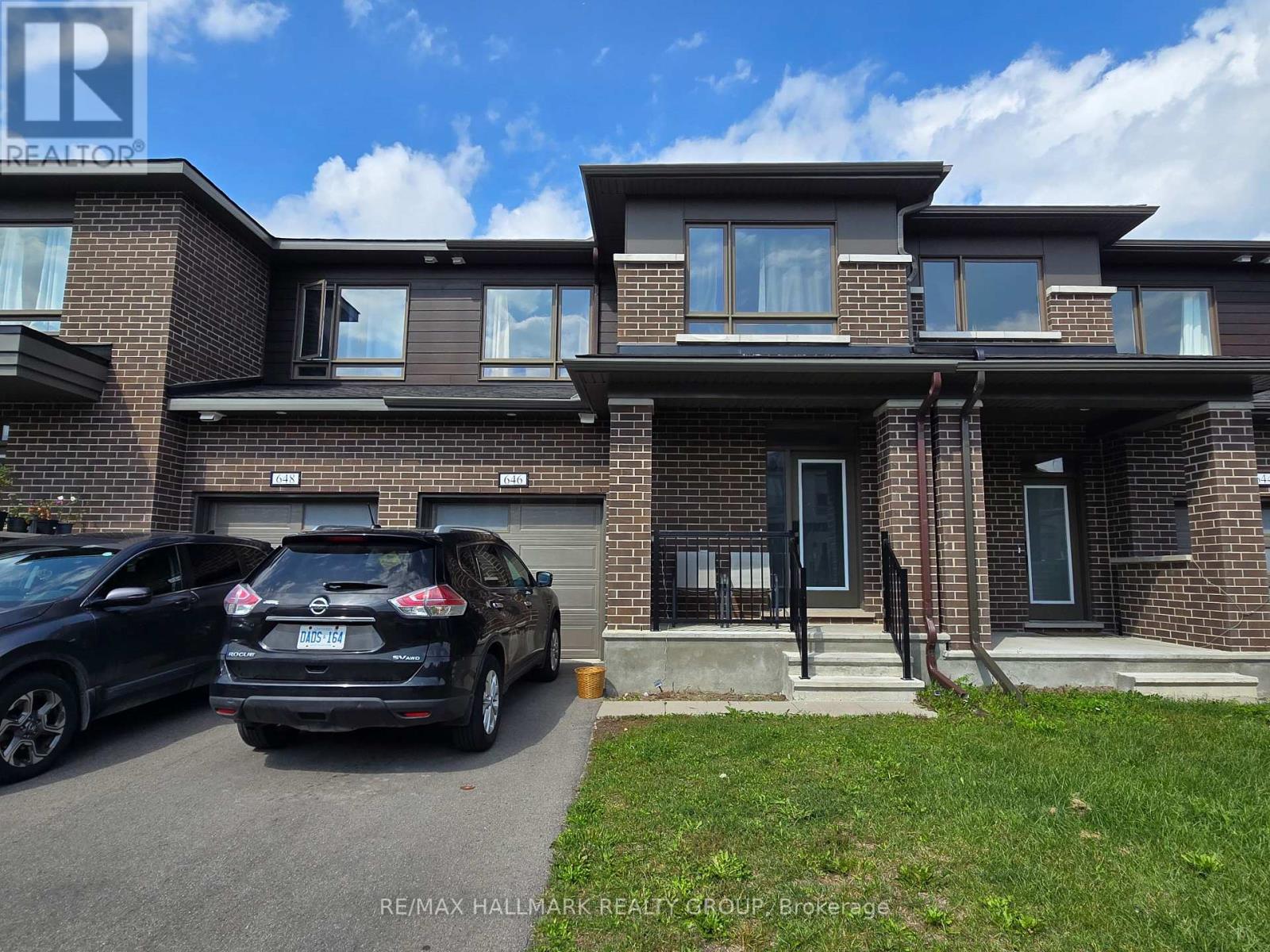 646 Fenwick Way, Ottawa, Ontario K2J 7E6 - Photo 1 - X13790378