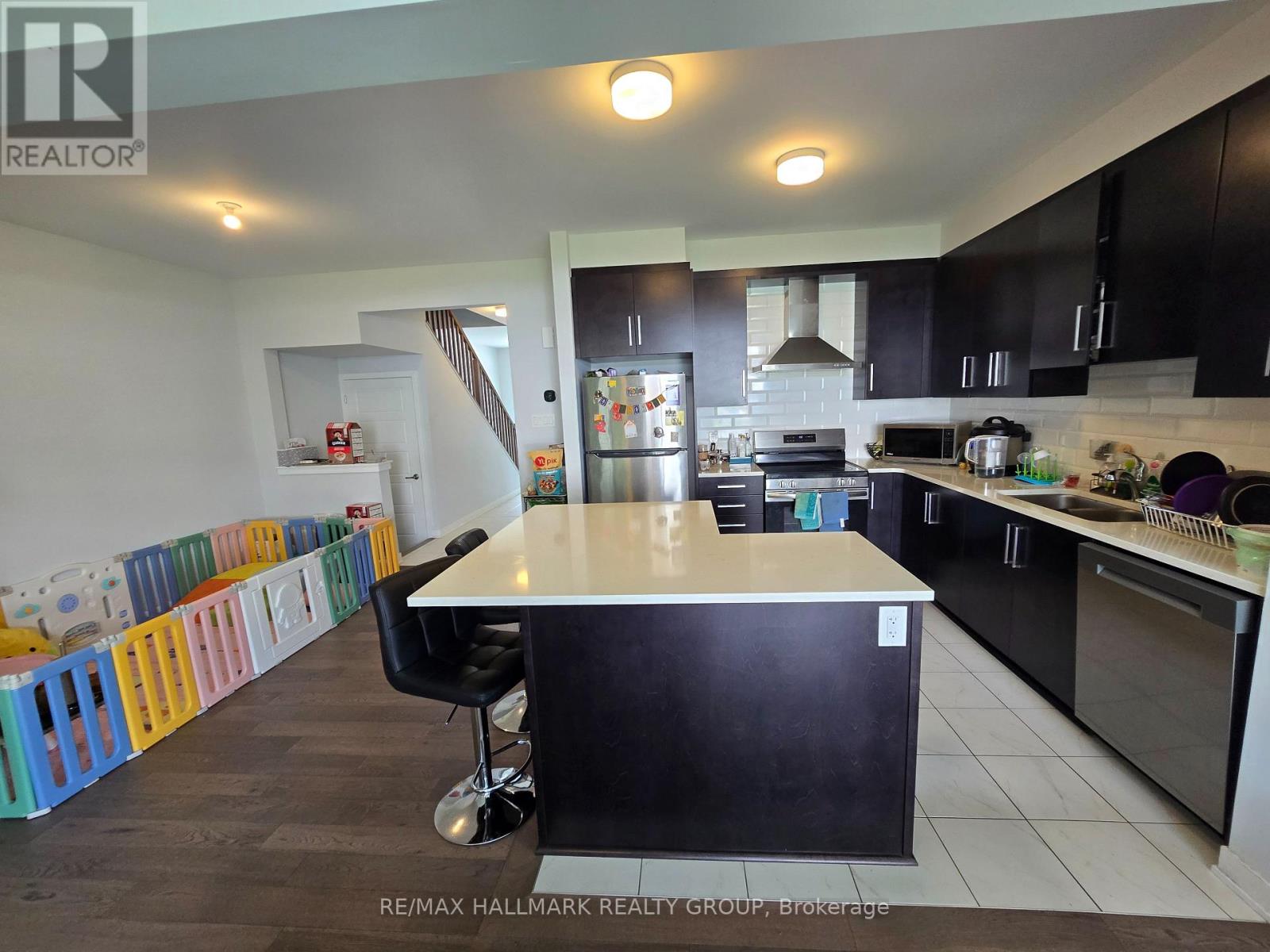 646 Fenwick Way, Ottawa, Ontario K2J 7E6 - Photo 4 - X13790378