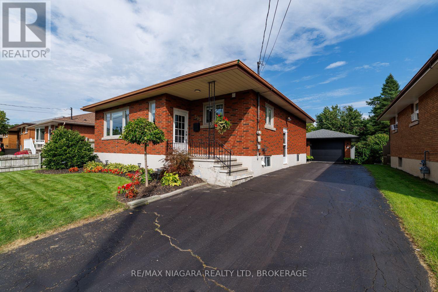393 Wellington Street, Port Colborne, Ontario  L3K 2K5 - Photo 1 - X13790118