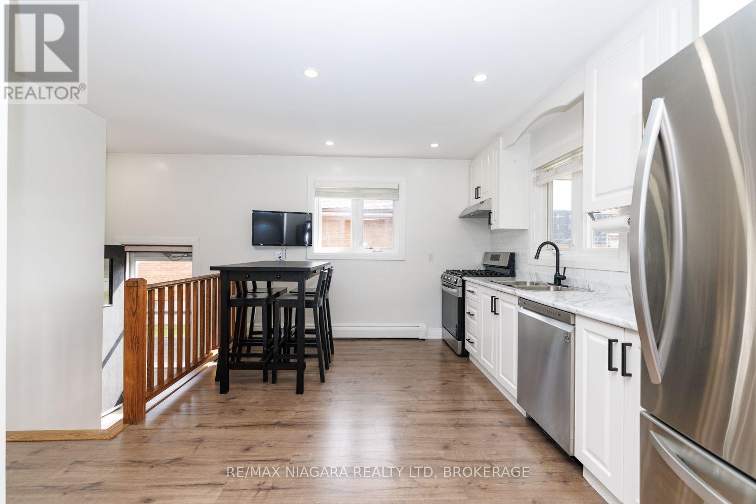 393 Wellington Street, Port Colborne, Ontario  L3K 2K5 - Photo 10 - X13790118