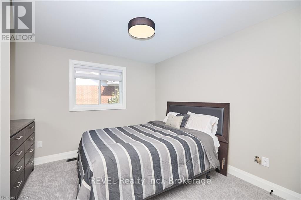 26 Oakridge Boulevard, Pelham, Ontario  L0S 1E5 - Photo 18 - X13790344
