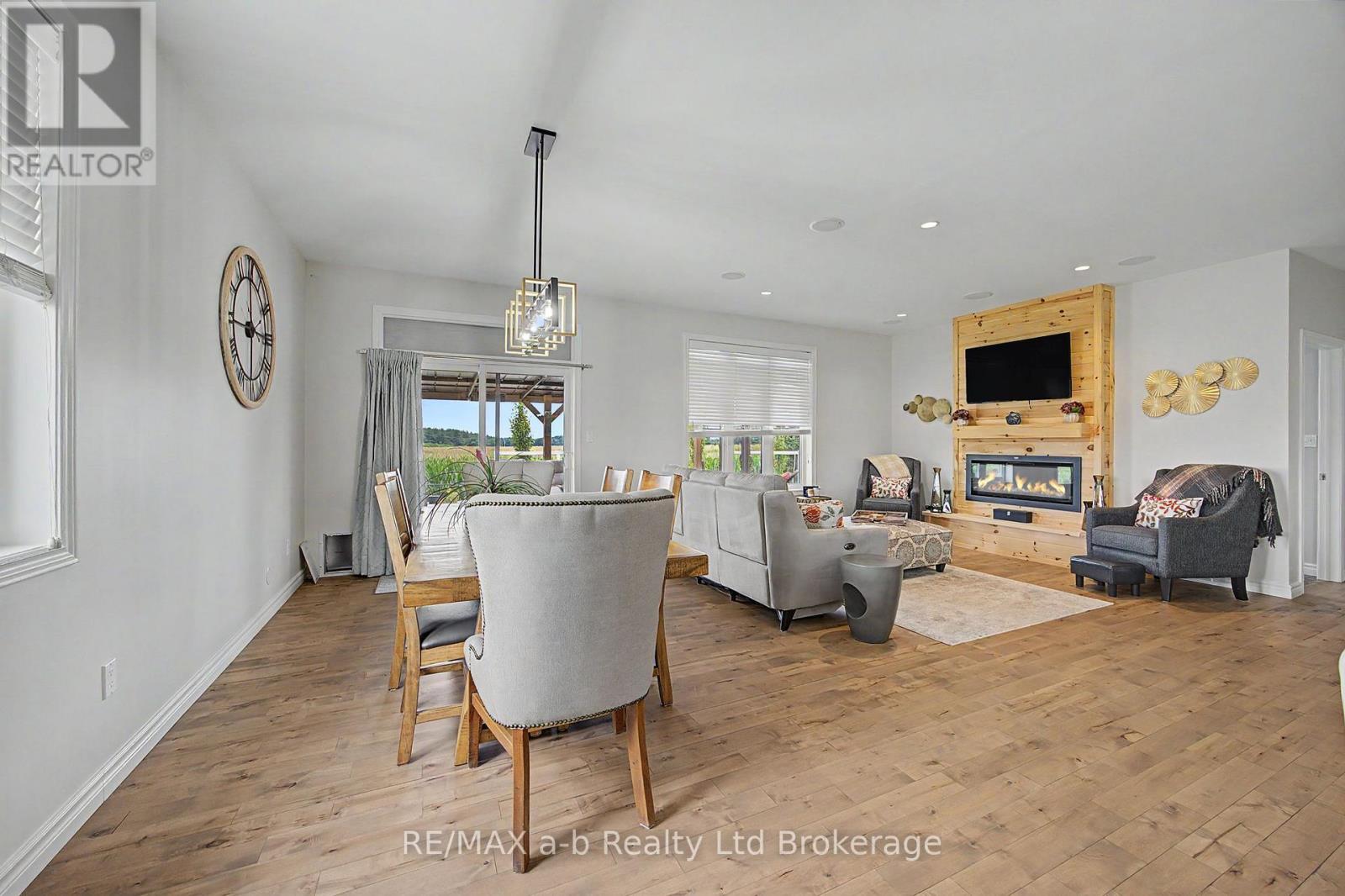 102 Goshen Road, Norfolk, Ontario  N4G 4G7 - Photo 21 - X13790414