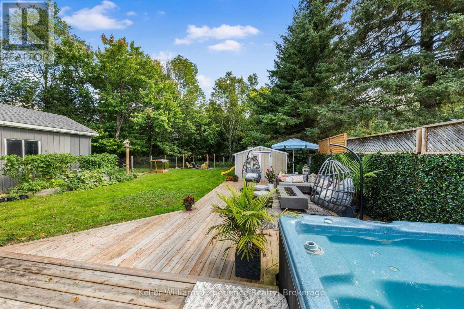 5691 Penetanguishene Road, Springwater, Ontario  L0L 1P0 - Photo 32 - S13789966
