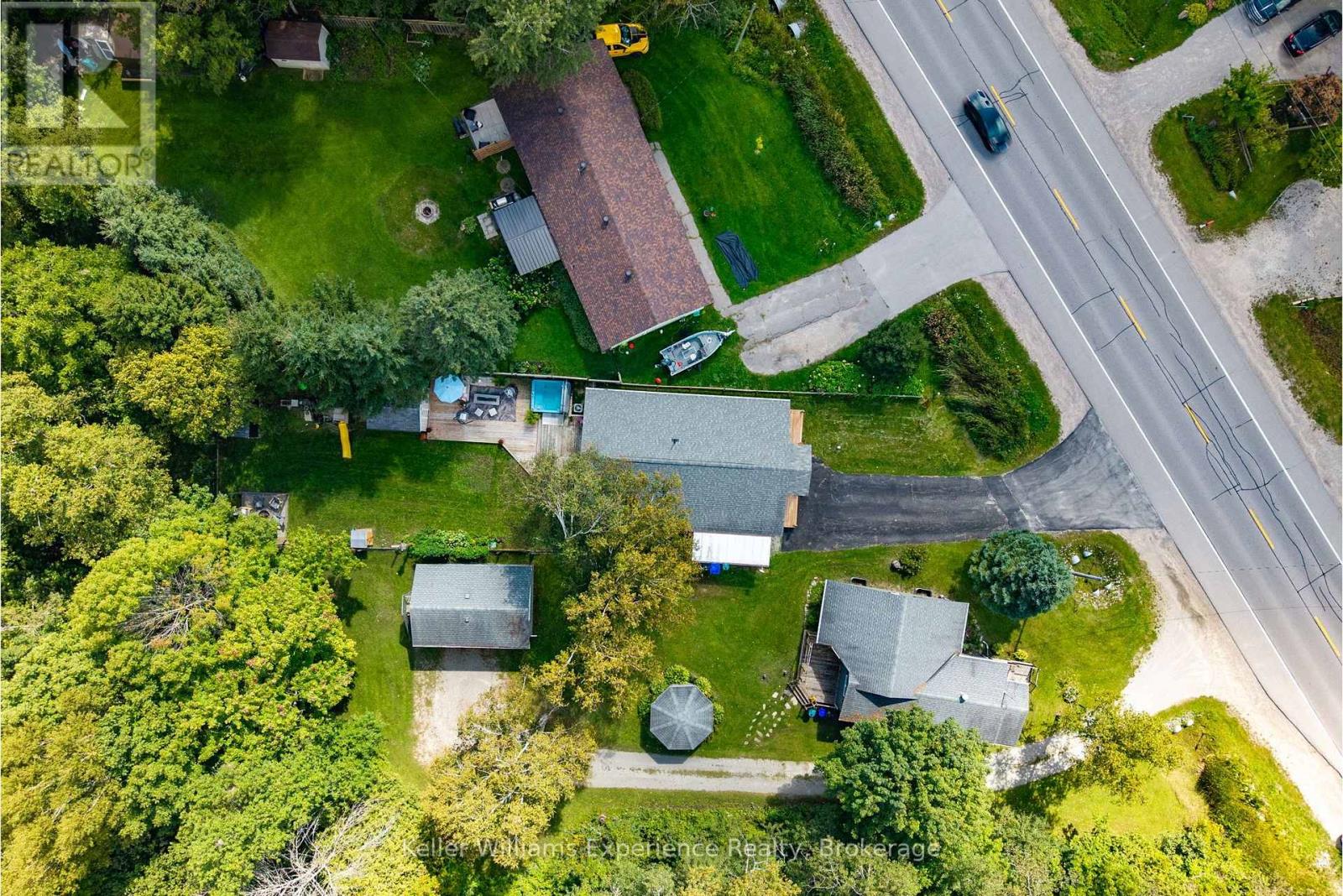 5691 Penetanguishene Road, Springwater, Ontario  L0L 1P0 - Photo 42 - S13789966