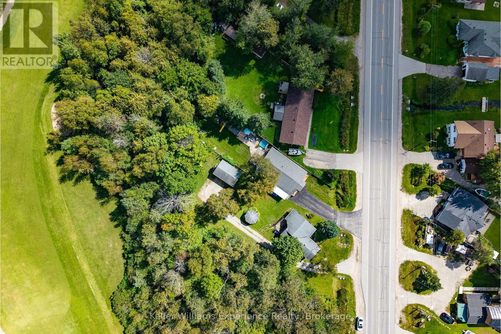 5691 Penetanguishene Road, Springwater, Ontario  L0L 1P0 - Photo 43 - S13789966