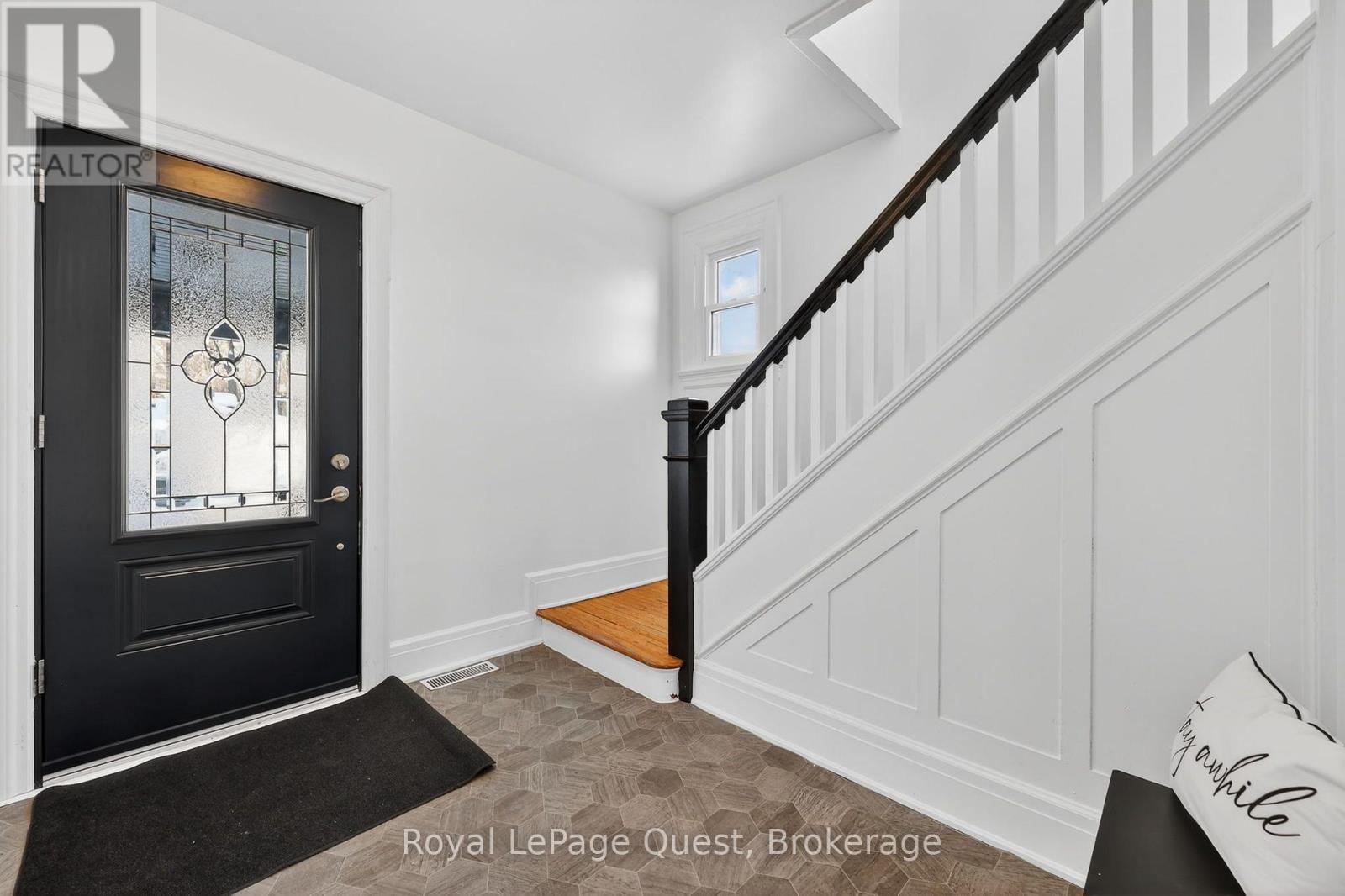 109 Brant Street E, Orillia, Ontario  L3V 1Z3 - Photo 10 - S13790002