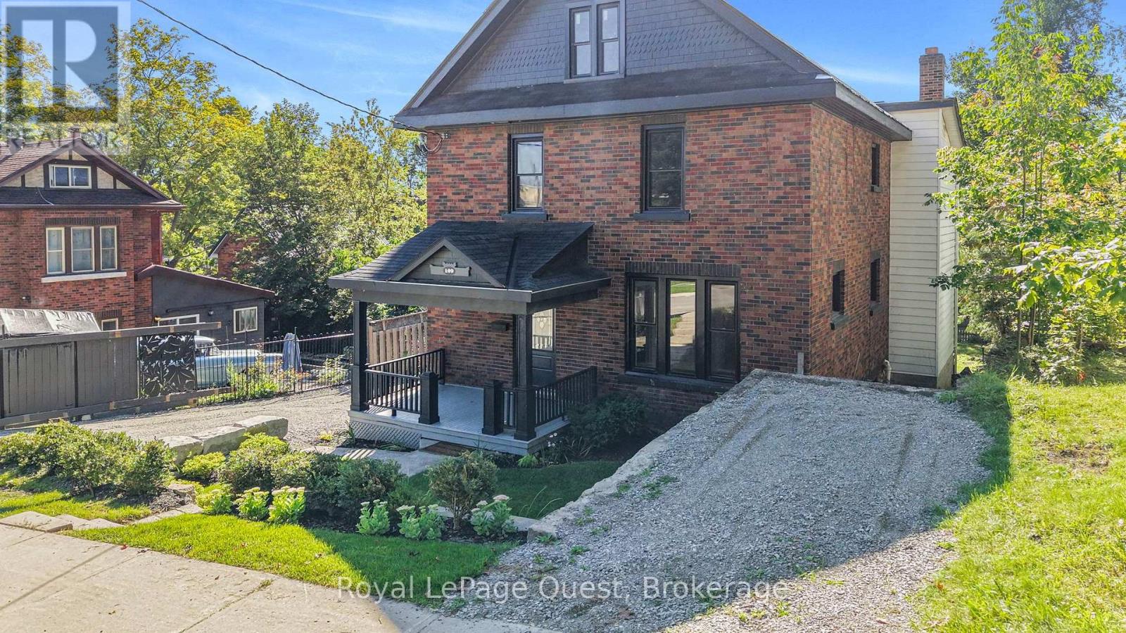 109 Brant Street E, Orillia, Ontario  L3V 1Z3 - Photo 3 - S13790002