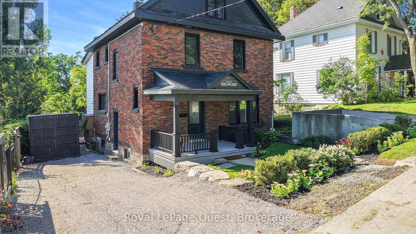 109 Brant Street E, Orillia, Ontario  L3V 1Z3 - Photo 4 - S13790002