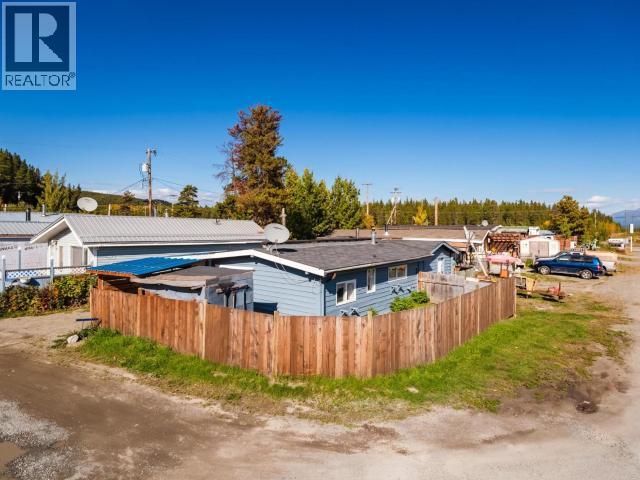8-7 Prospector Road, Whitehorse, Yukon Y1A 3Y7 - Photo 3 - 16873