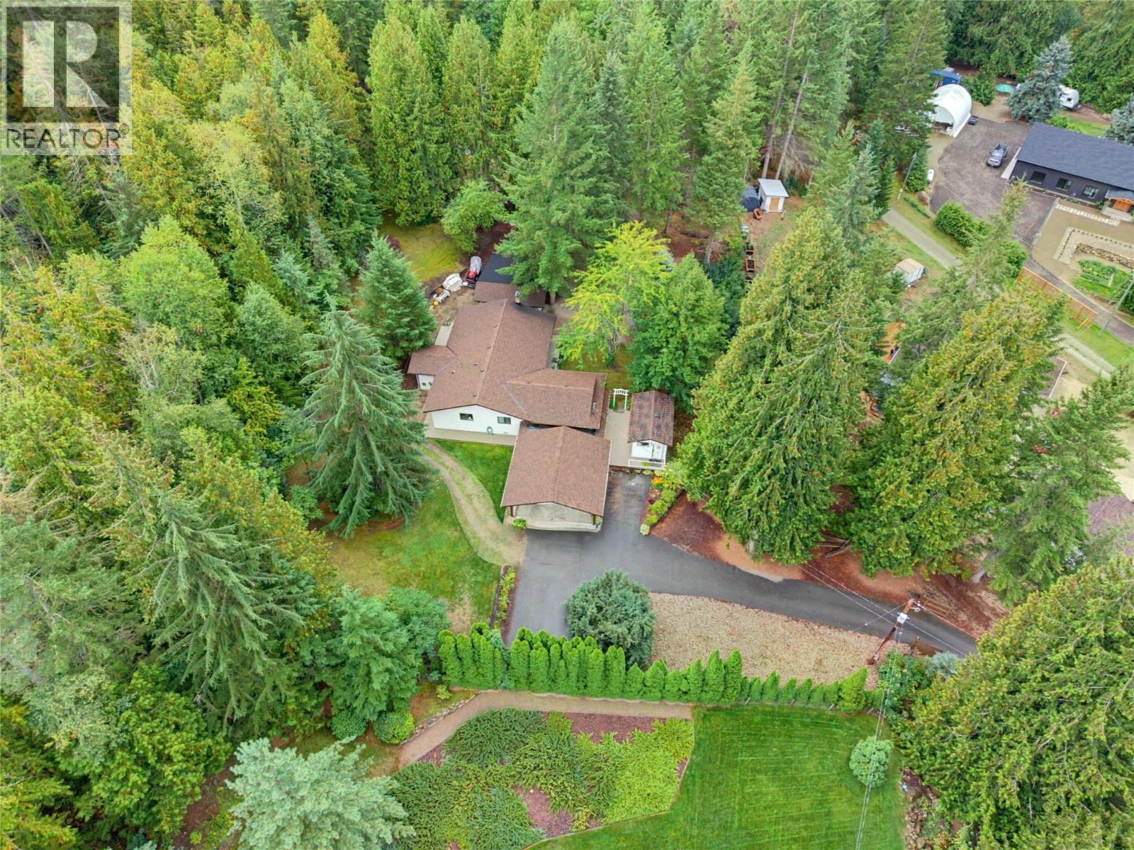 7787 97a Highway, Mara, British Columbia  V0E 2K0 - Photo 9 - 10400969