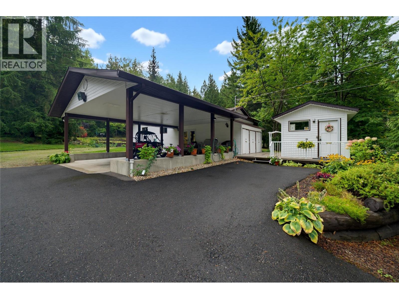 7787 97a Highway, Mara, British Columbia  V0E 2K0 - Photo 34 - 10400969