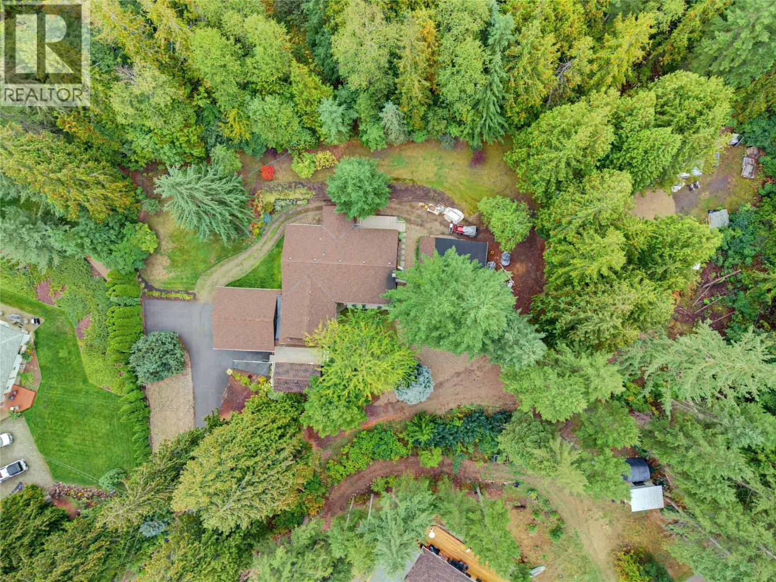 7787 97a Highway, Mara, British Columbia  V0E 2K0 - Photo 4 - 10400969