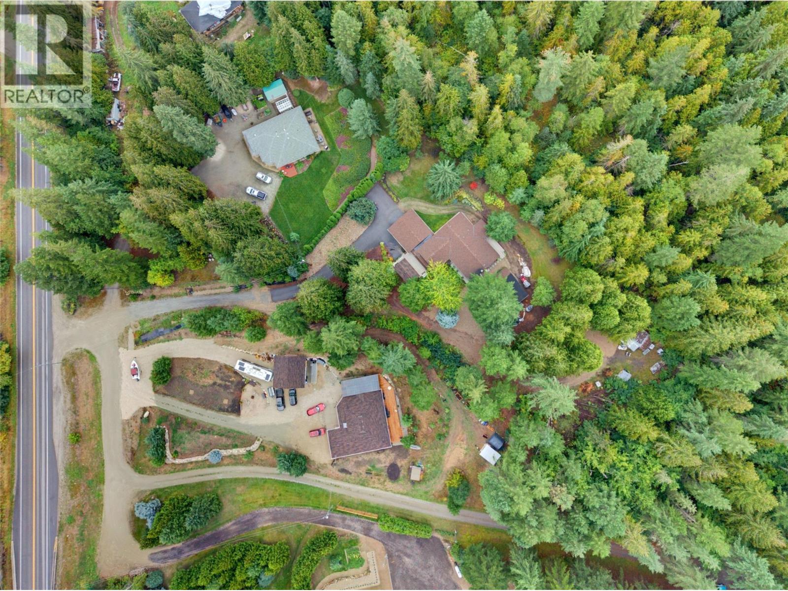 7787 97a Highway, Mara, British Columbia  V0E 2K0 - Photo 6 - 10400969