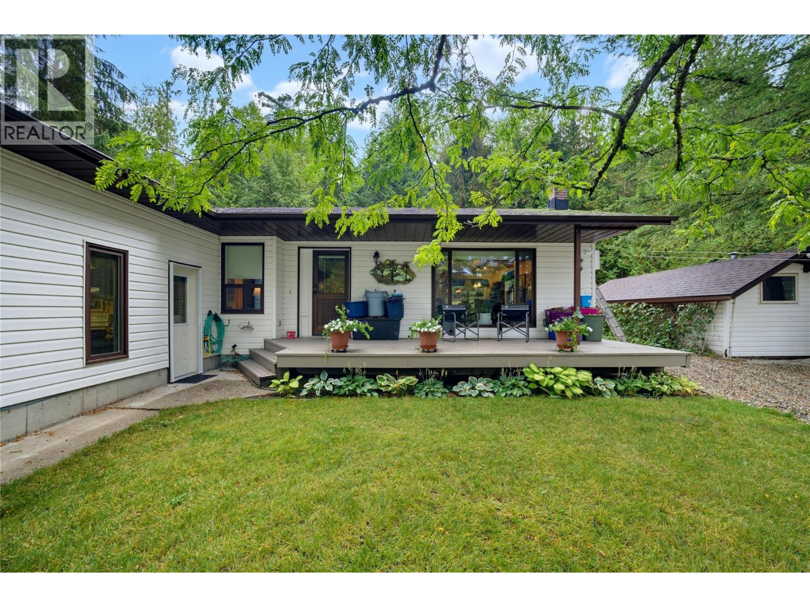7787 97a Highway, Mara, British Columbia  V0E 2K0 - Photo 26 - 10400969