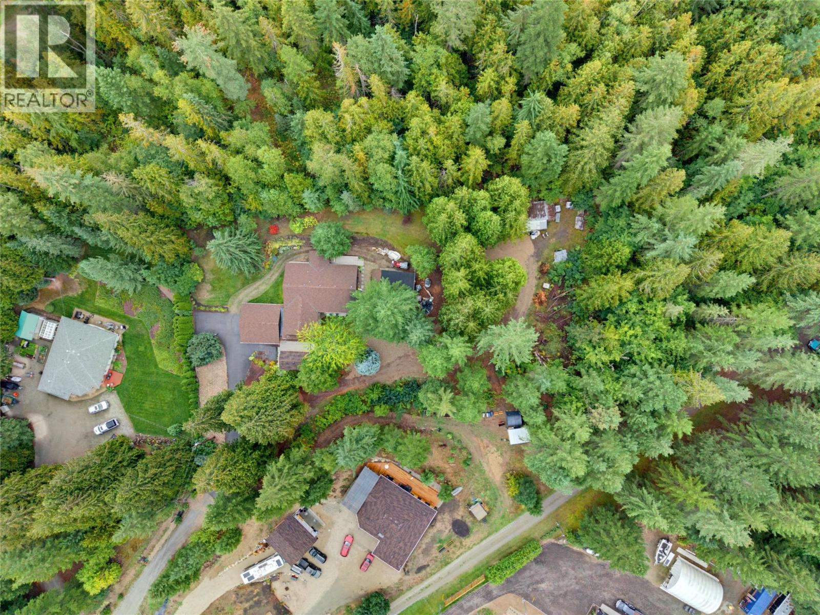 7787 97a Highway, Mara, British Columbia  V0E 2K0 - Photo 5 - 10400969