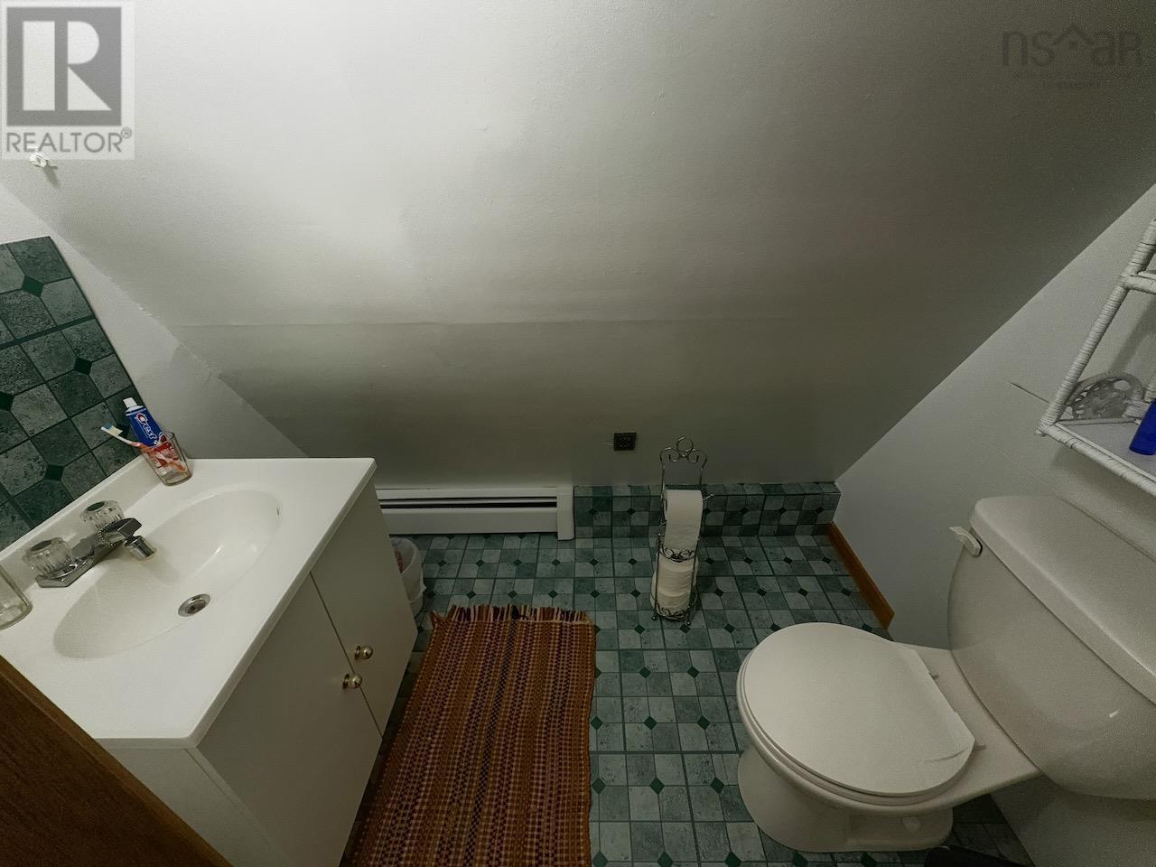 1590 359 Highway photo 19