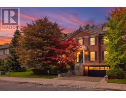230 HILLHURST BOULEVARD, Toronto, Ontario