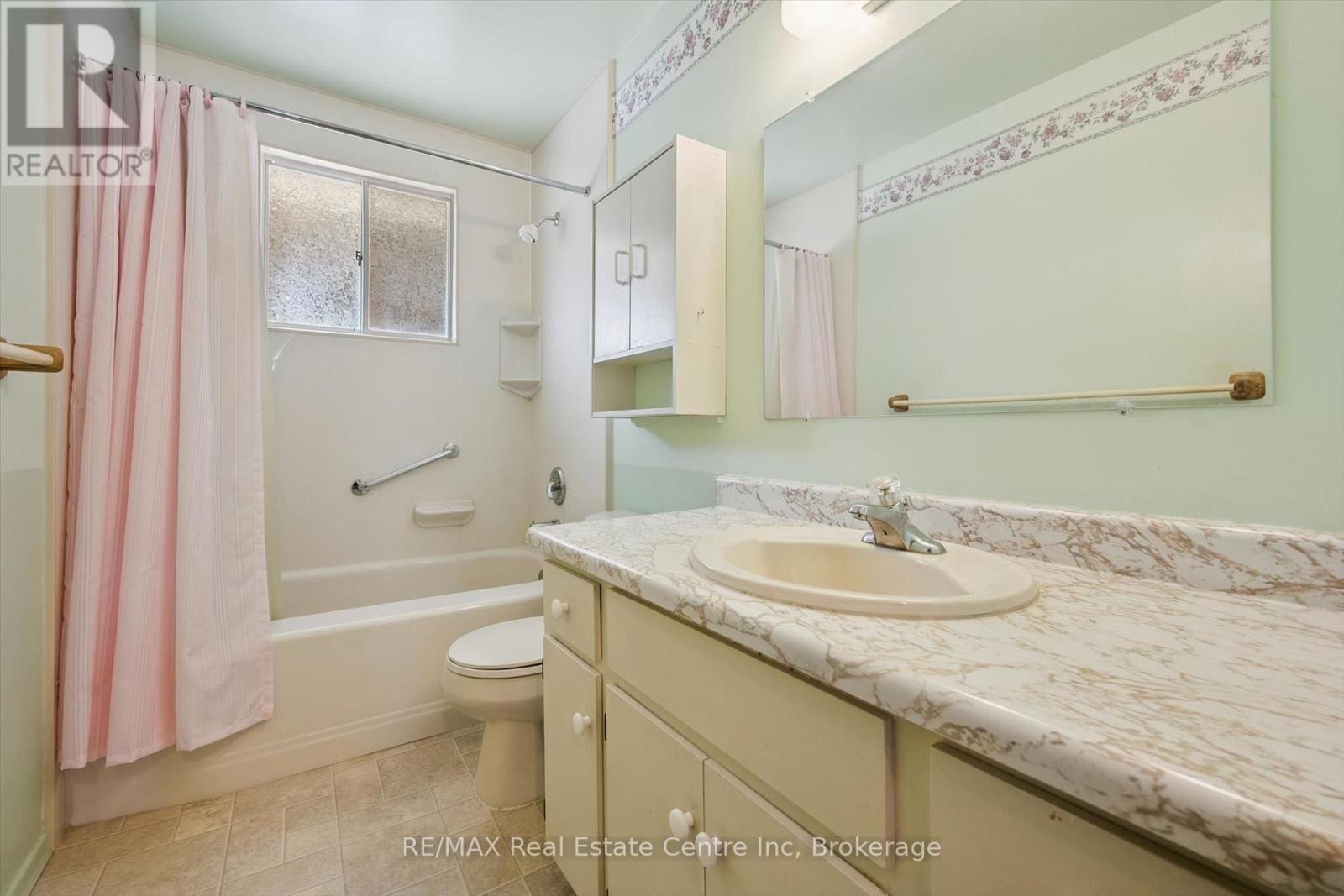 7 Countryside Crescent, Kitchener, Ontario  N2E 2S8 - Photo 21 - X13790260