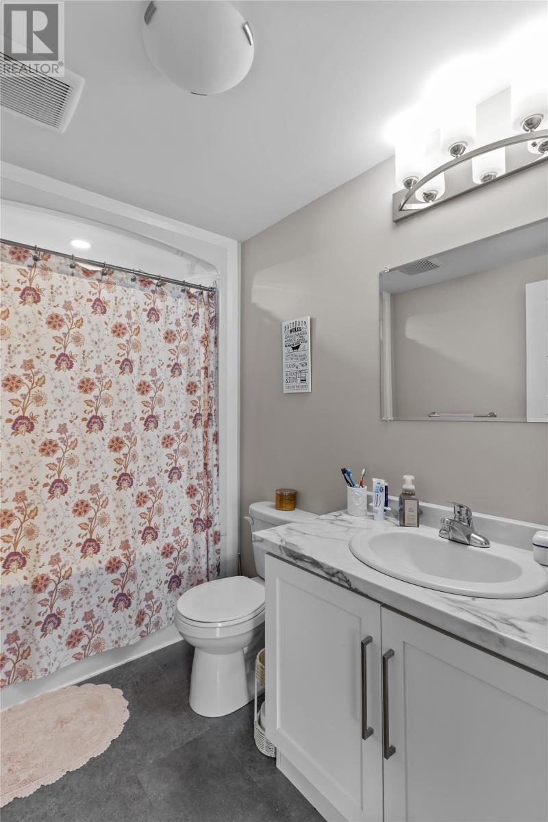 32 Hunts Lane, St. John's — photo 20