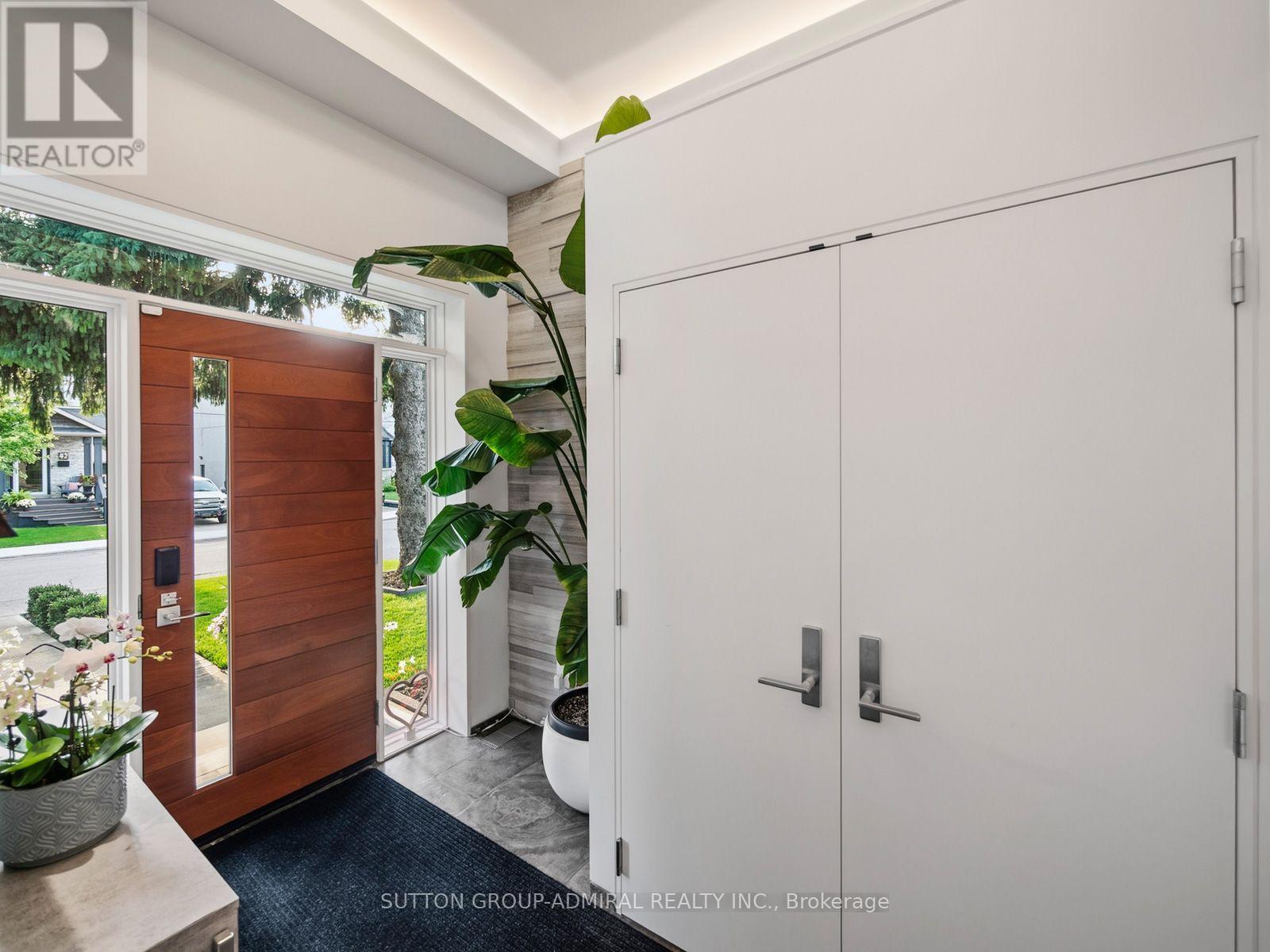 39 Red Deer Avenue, Toronto, Ontario  M1N 2Z1 - Photo 4 - E13790288