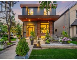 39 RED DEER AVENUE, Toronto, Ontario