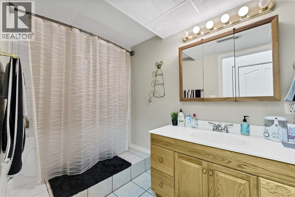 352 Cornell Crescent Sw, Medicine Hat, Alberta  T1A 7Z3 - Photo 27 - A2345042