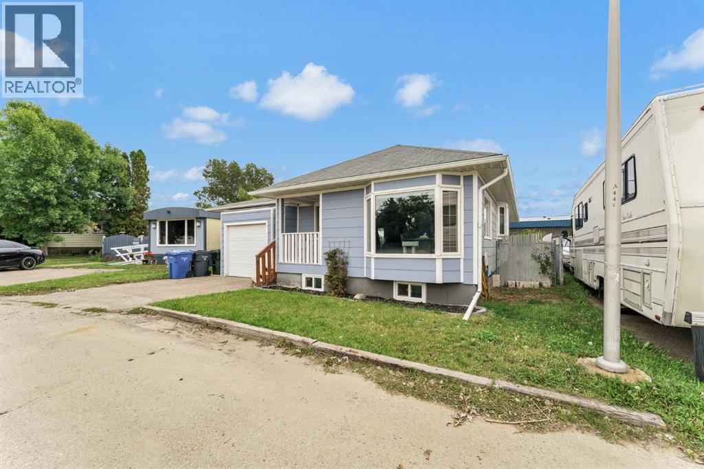 352 Cornell Crescent Sw, Medicine Hat, Alberta  T1A 7Z3 - Photo 3 - A2345042