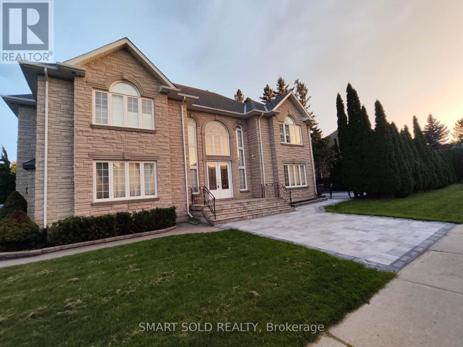 67 Chantilly Crescent, Richmond Hill (Westbrook), Ontario  L4C 0K1 - Photo 2 - N13790308