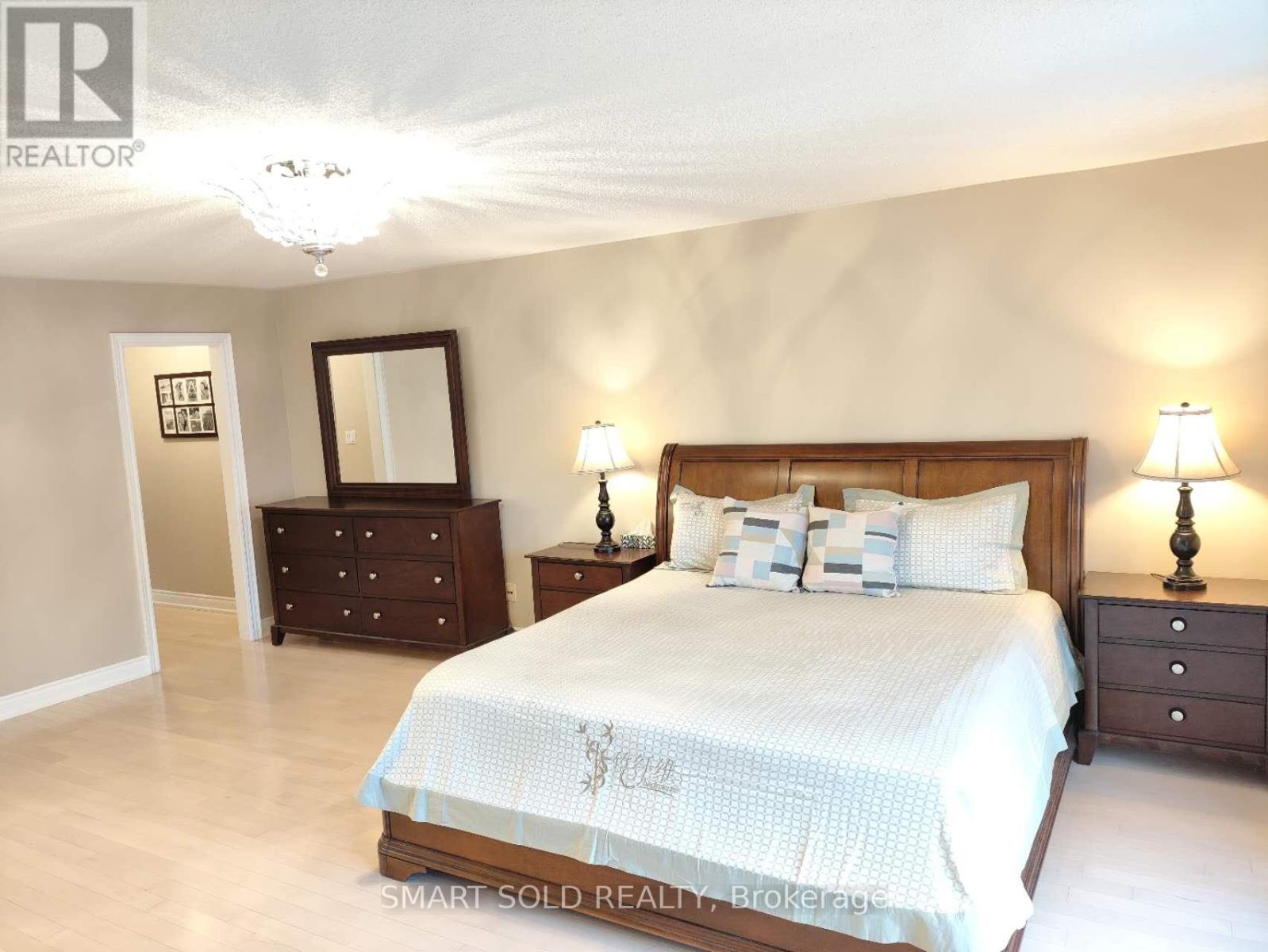 67 Chantilly Crescent, Richmond Hill (Westbrook), Ontario  L4C 0K1 - Photo 5 - N13790308