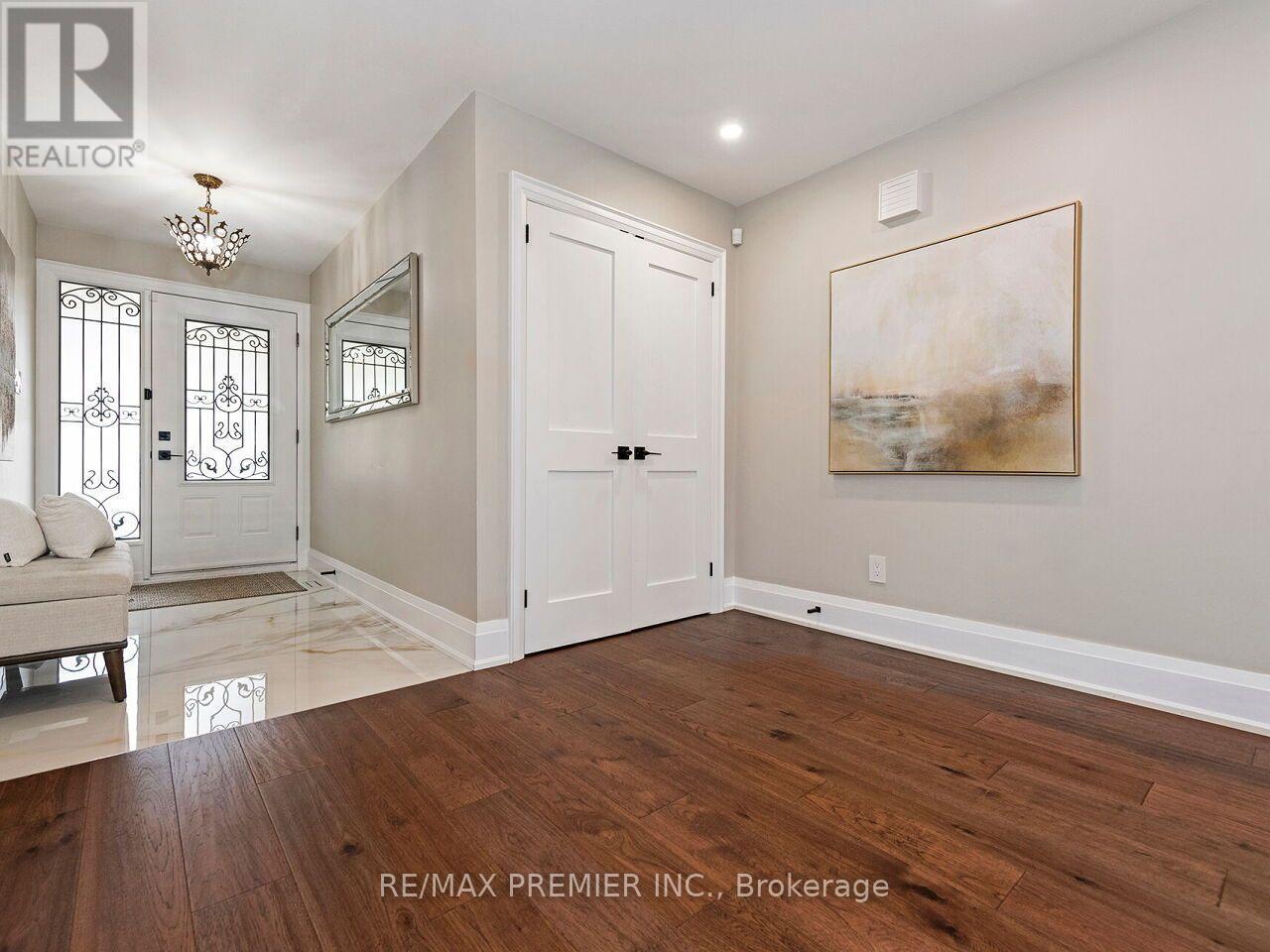 38 Spring Town Road, Vaughan (East Woodbridge), Ontario  L4L 8G2 - Photo 4 - N13790370