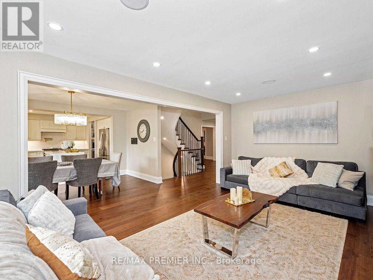 38 Spring Town Road, Vaughan (East Woodbridge), Ontario  L4L 8G2 - Photo 8 - N13790370