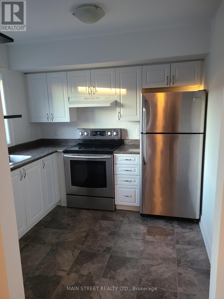 5 - 35 Madelaine Drive, Barrie (Painswick South), Ontario  L4N 9T2 - Photo 7 - S13790120