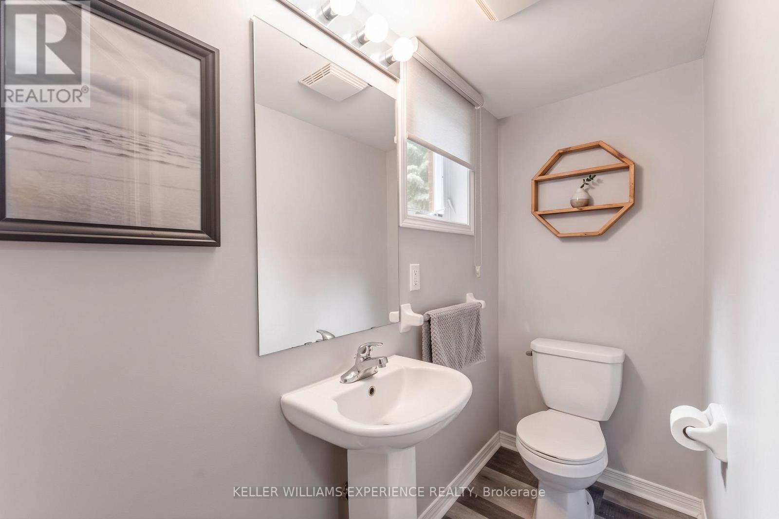 8 - 15 Cheltenham Road, Barrie (Georgian Drive), Ontario  L4M 0E7 - Photo 4 - S13790266