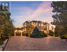 36 NORTHFIELD COURT, Vaughan, Ontario