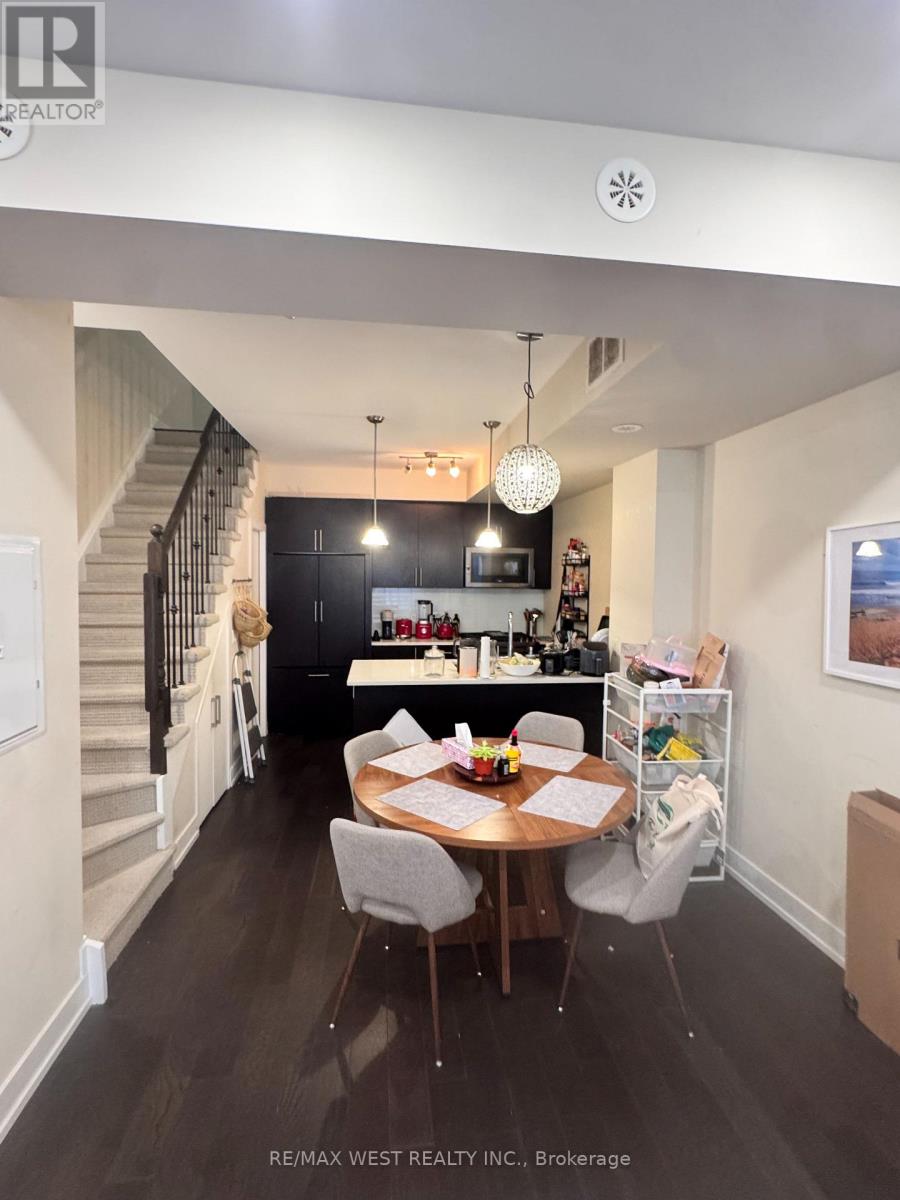 52 - 3 Elsie Lane, Toronto (Dovercourt-Wallace Emerson-Junction), Ontario  M6P 0B8 - Photo 2 - W13789952
