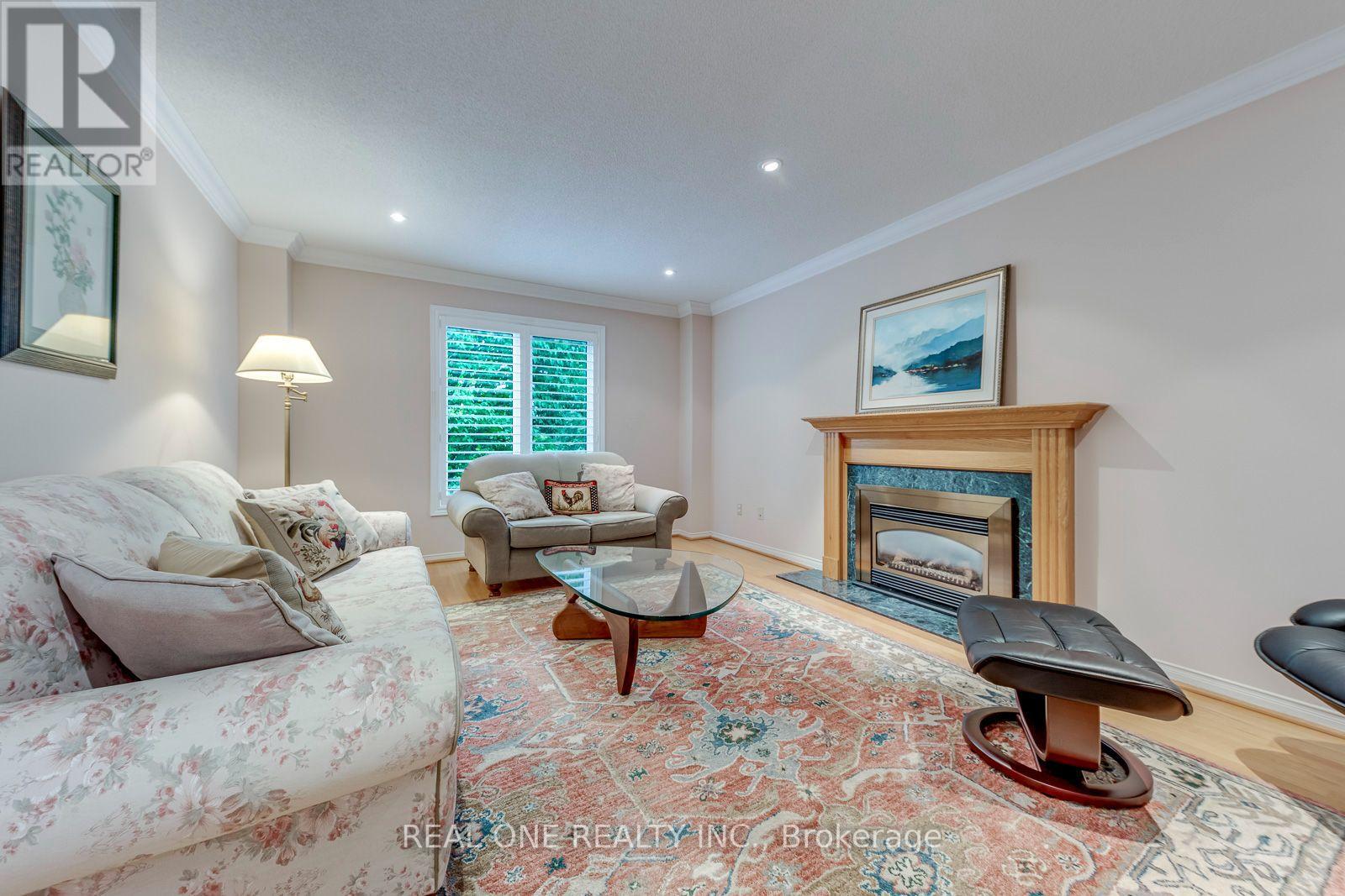 415 March Crescent, Oakville (Ro River Oaks), Ontario  L6H 5X7 - Photo 13 - W13790056