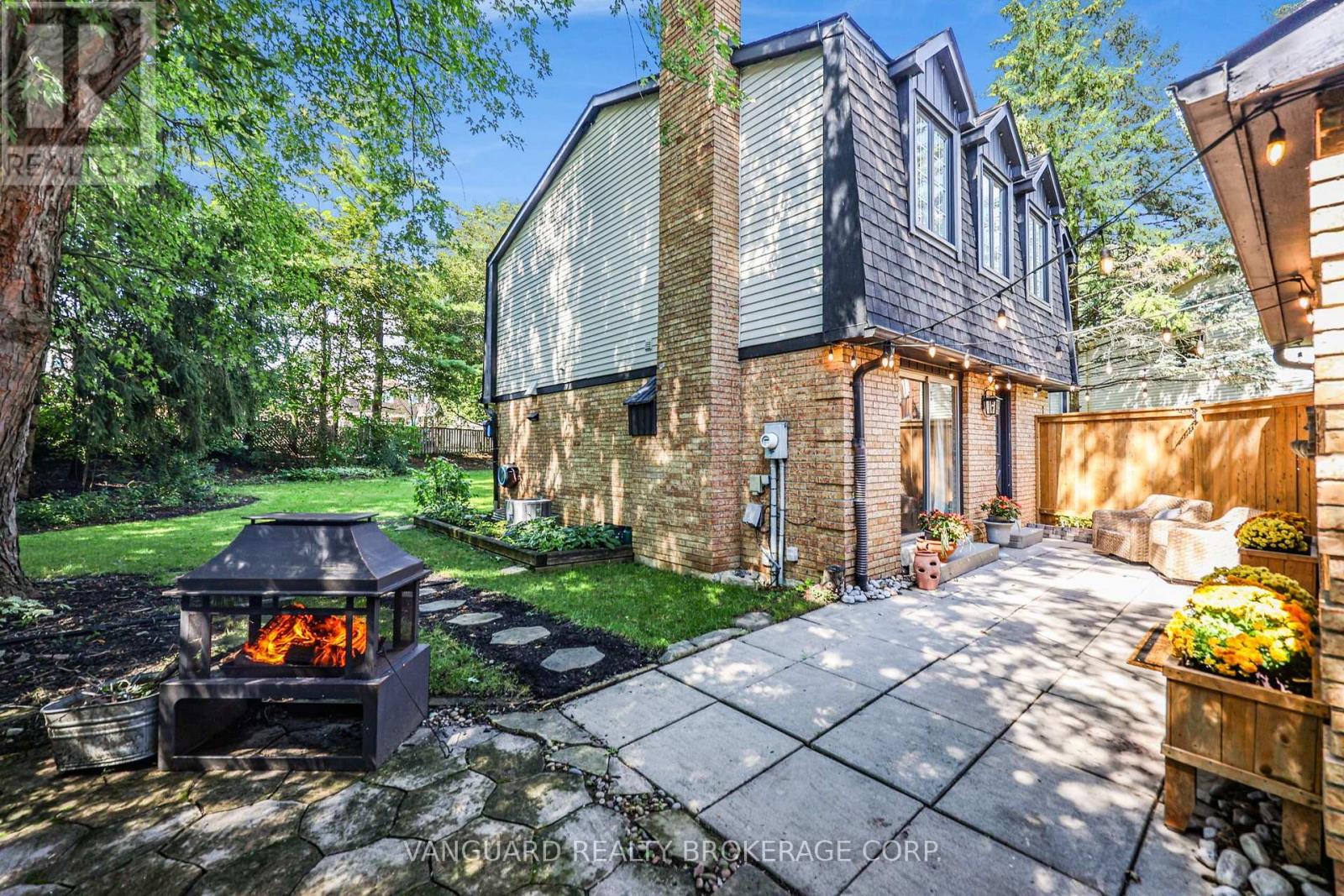 336 Dingle Court, Caledon (Bolton North), Ontario  L7E 4T1 - Photo 19 - W13790080